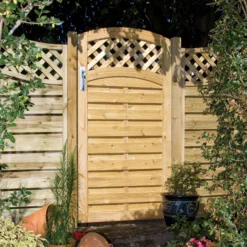 Grange Woodbury Timber Gate, (H)1.8m (W)0.9m -Outdoor Living Sales Store grange woodbury timber gate h 1 8m w 0 9m5019063801351 01i