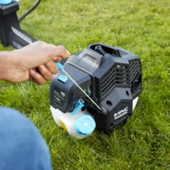 Mac Allister 33cc Petrol MBCP33-4 Brushcutter 17 Mac Allister 33cc Petrol MBCP33-4 Brushcutter -Outdoor Living Sales Store mac allister 33cc petrol mbcp33 4 brushcutter5059340124322 04i