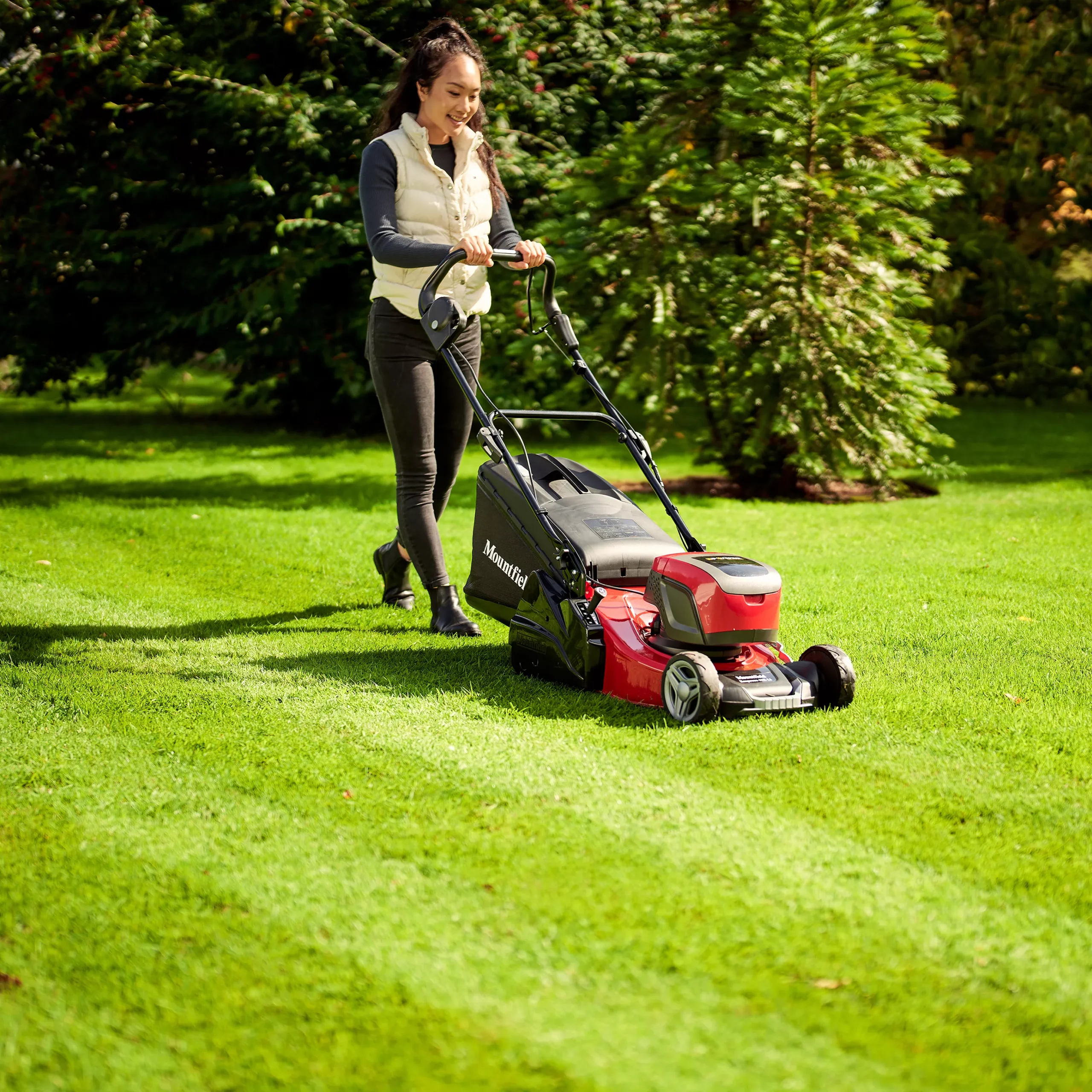 Mountfield Freedom500 Range Empress 41 R Li Kit / 299439073/M22 Cordless 48V Rotary Lawnmower 10 Mountfield Freedom500 Range Empress 41 R Li Kit / 299439073/M22 Cordless 48V Rotary Lawnmower - Image 10